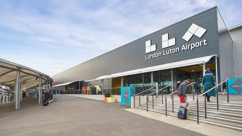 london-luton-airport-1920x1080 - Manchester Airport Taxis Transfer - Manchester Airport Taxis Transfer