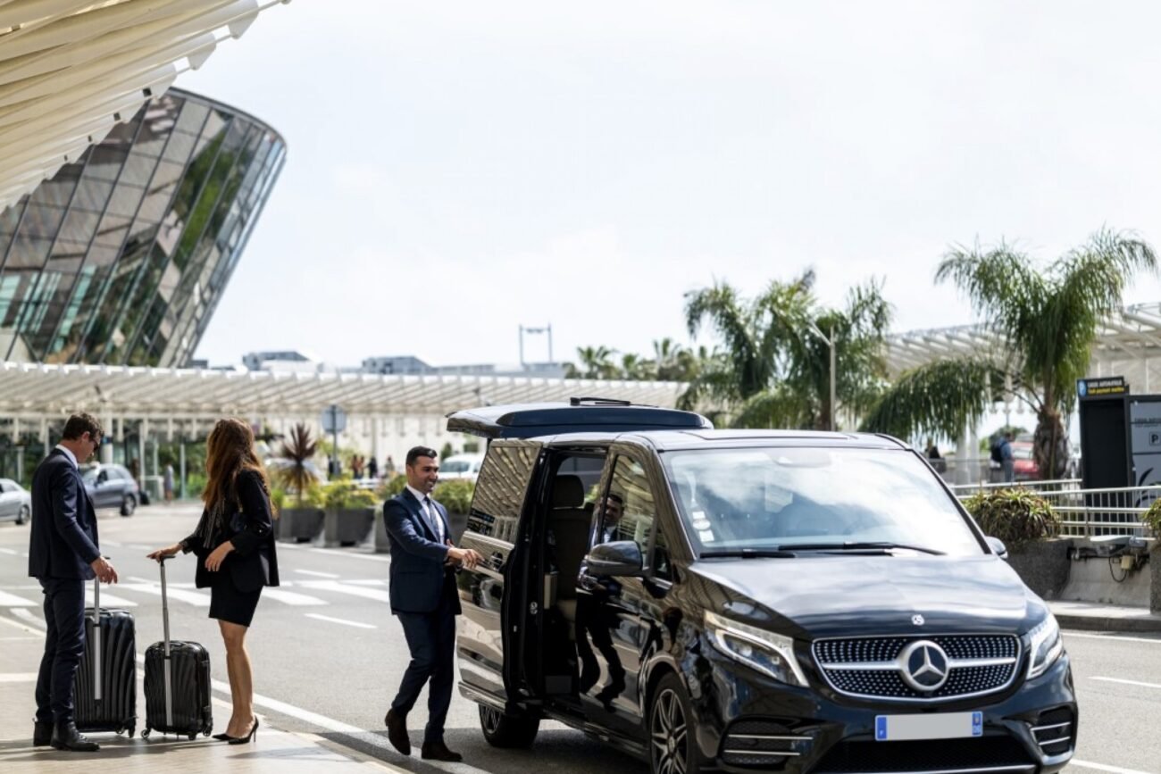 - Manchester Airport Taxi Transfer - Manchester Airport Taxi Transfer