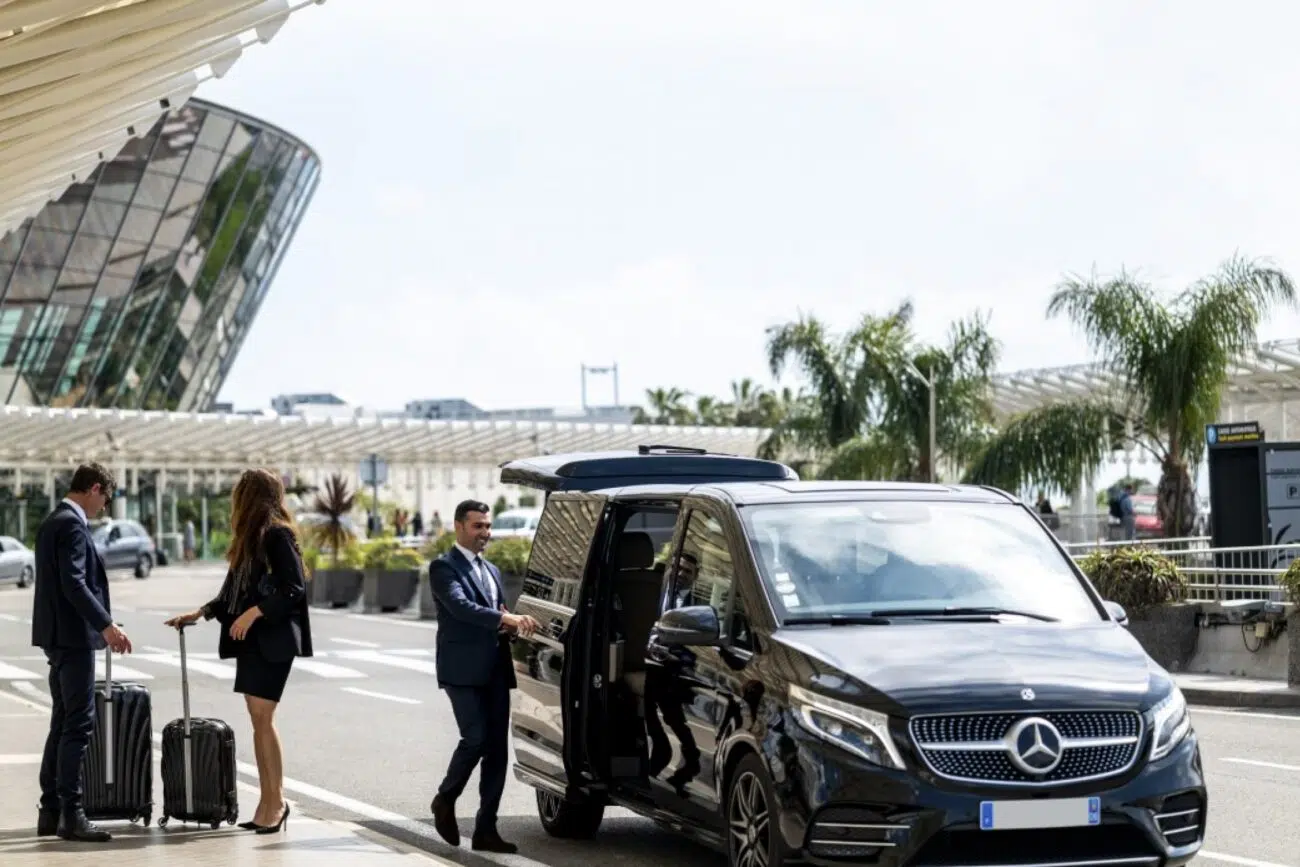 - Manchester Airport Taxi Transfer - Manchester Airport Taxi Transfer
